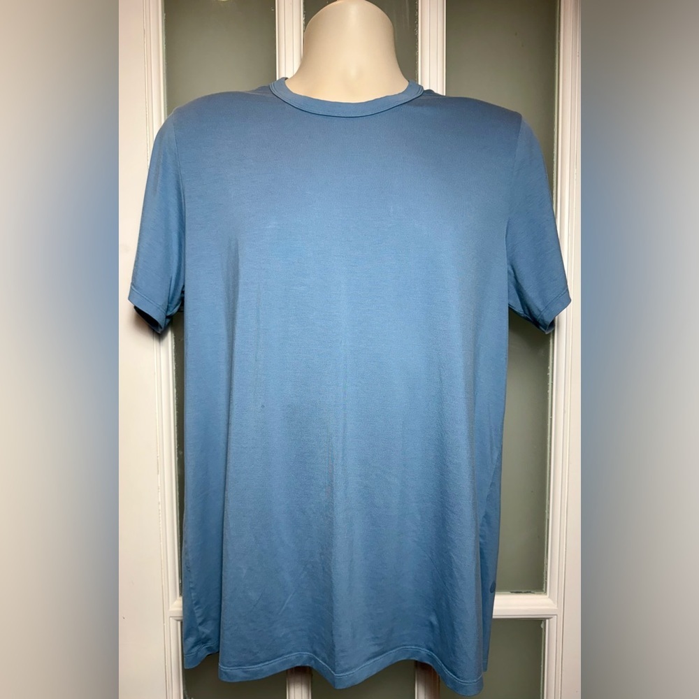 lululemon athletica Short Sleeve Tee